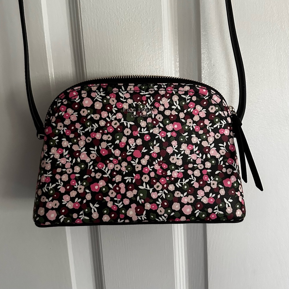 Kate Spade purse.  Very cute crossbody.  Perfect condition!